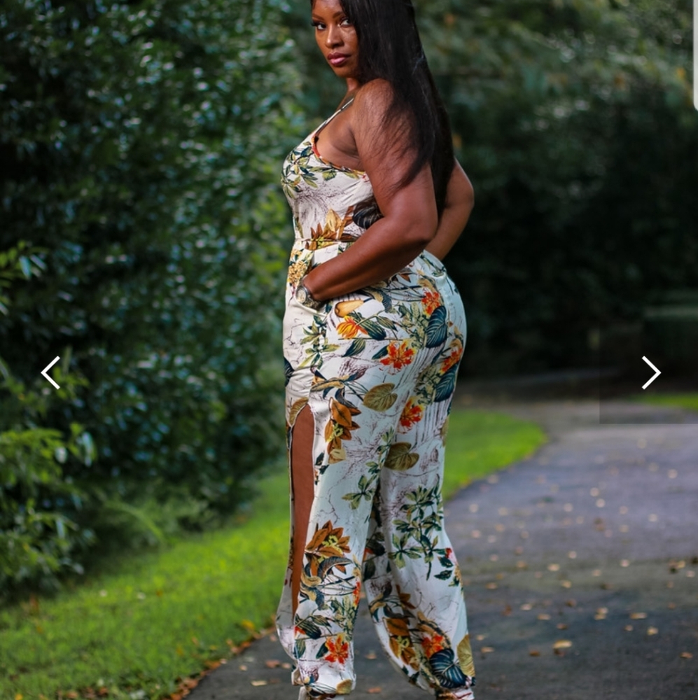 Romper - Picture 2 of 3